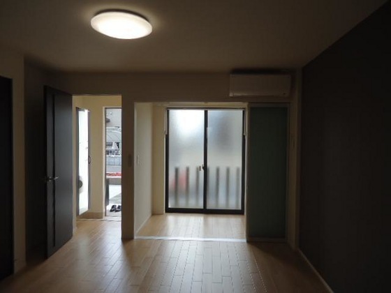 アン・ジュール