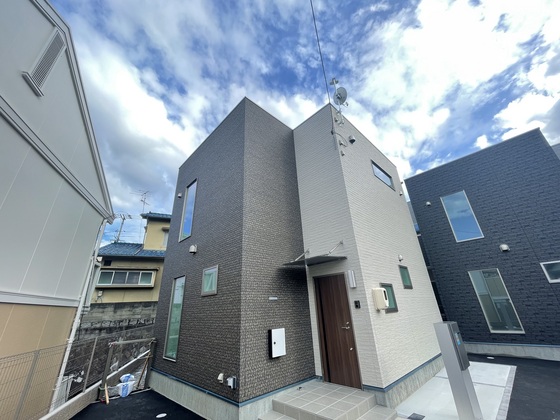 リベラル弐番館