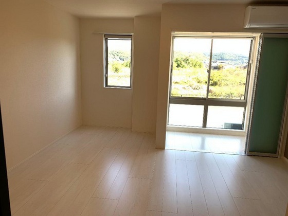 プラッツ・ユーたかまつ