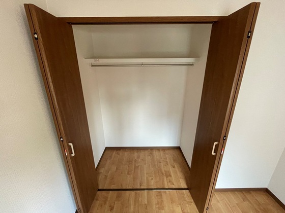 光が丘久保貸家 右