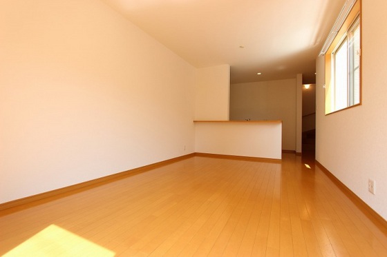 リヴェール本町 B