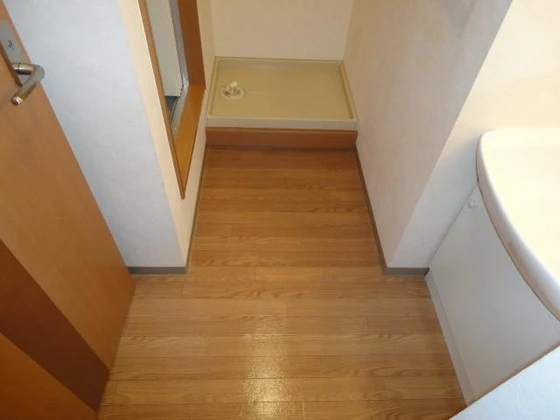 ミロワール弐番館