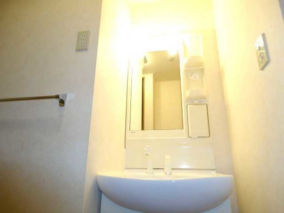 ミロワール弐番館