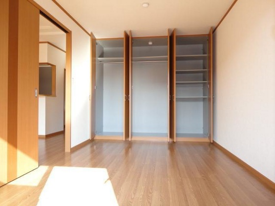 ミロワール弐番館