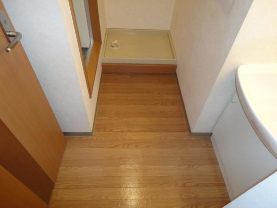 ミロワール弐番館