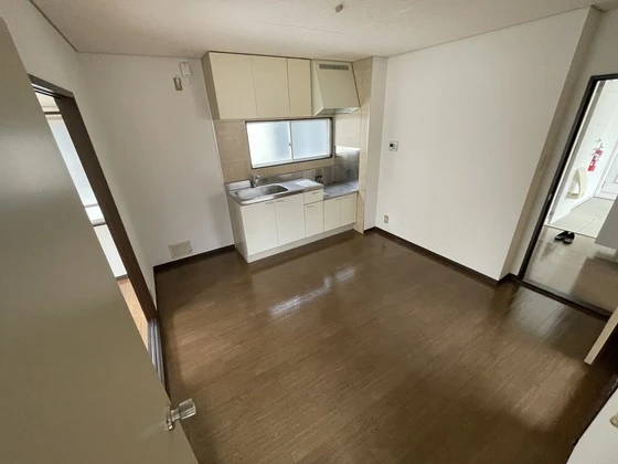 ファミーユ弐番館