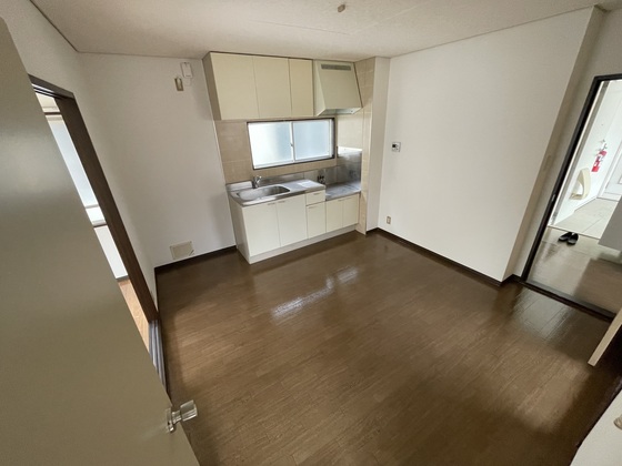 ファミーユ弐番館