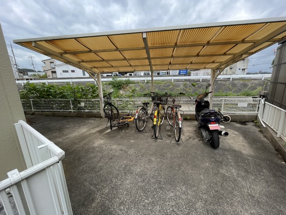 ファミーユ弐番館