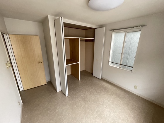 ファミーユ矢野東 B棟