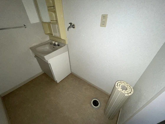 ファミーユ矢野東 B棟