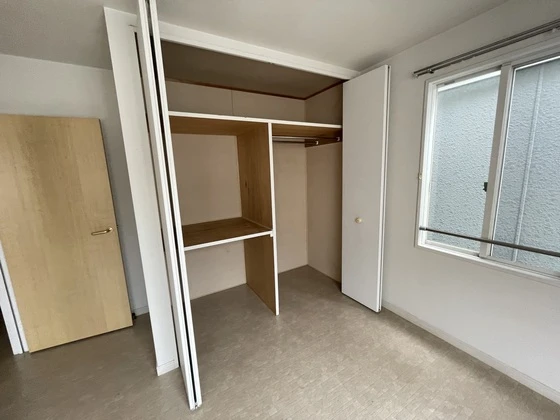 ファミーユ矢野東 B棟