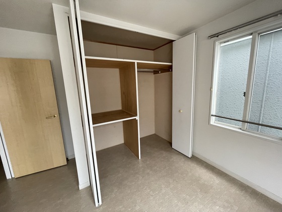 ファミーユ矢野東 B棟