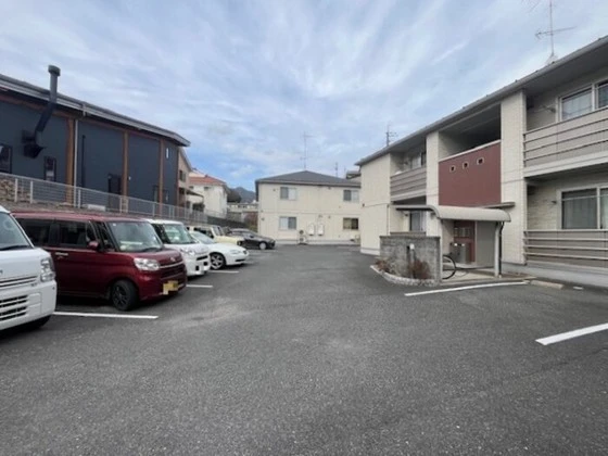 シャルマン深江 B棟