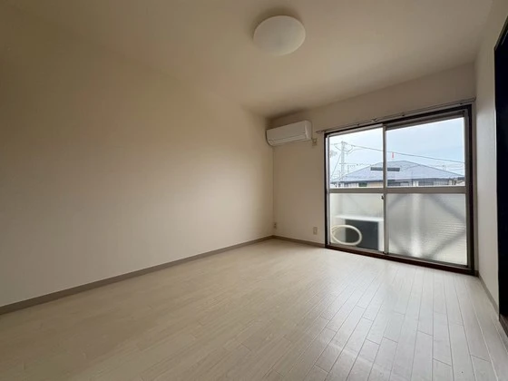 メゾンソレイユ