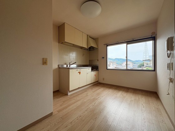 メゾンソレイユ