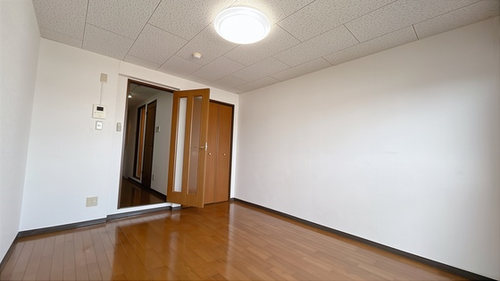 プレステージ高島