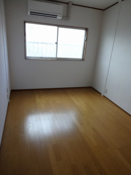 Tsushima higashi Apartment