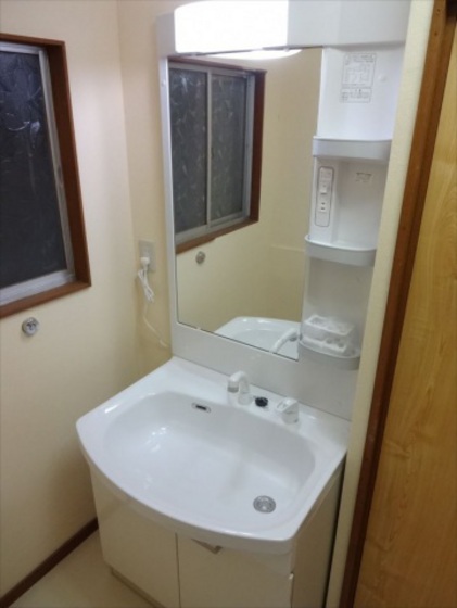 Tsushima higashi Apartment