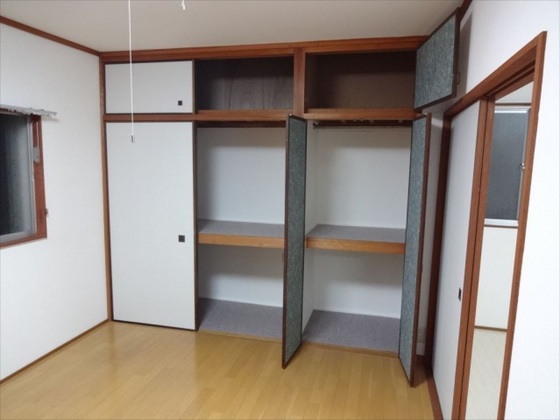 Tsushima higashi Apartment