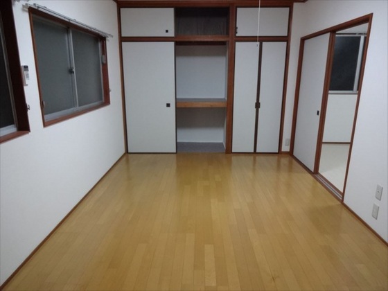 Tsushima higashi Apartment