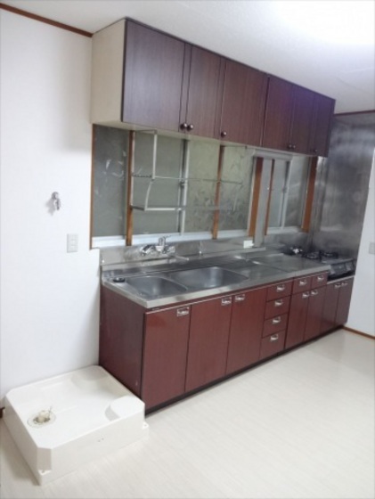 Tsushima higashi Apartment