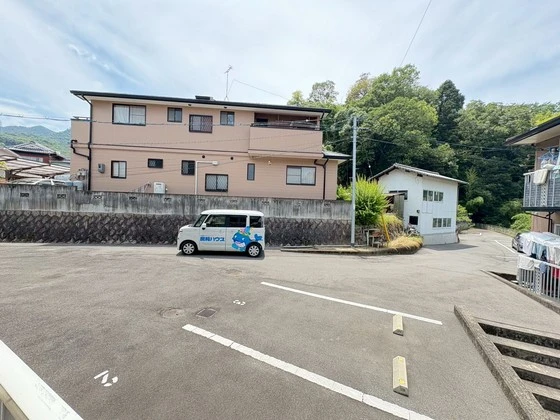 プレジール小林 A