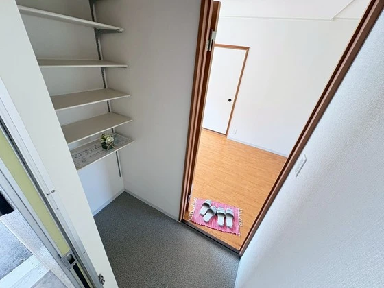 プレジール小林 A