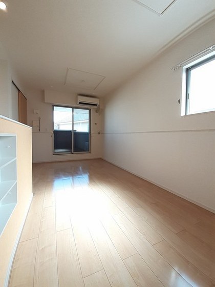 ソレイユ松崎 A