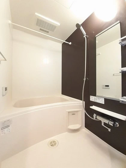 ソレイユ松崎 A