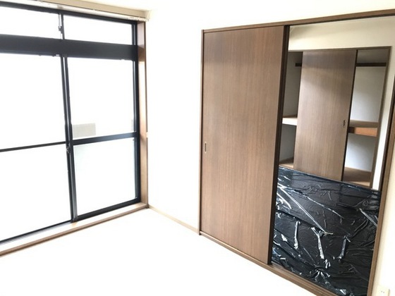 メゾンセルフィス