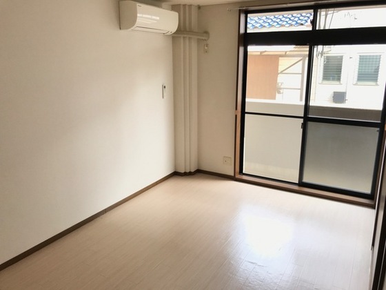 メゾンセルフィス