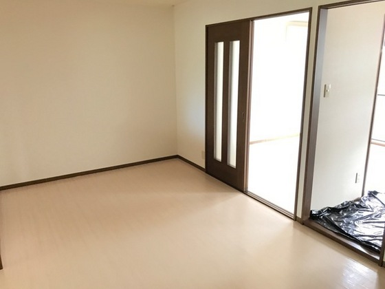 メゾンセルフィス