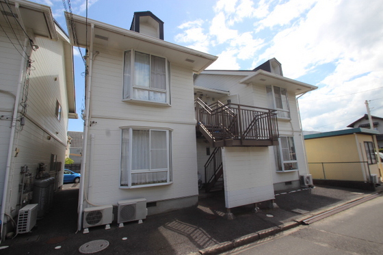 ファミール中央 B棟