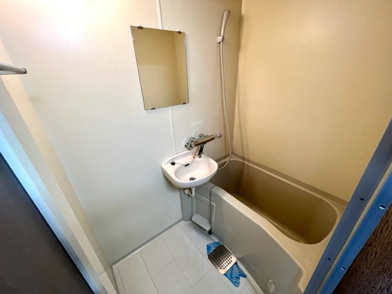 エステートタカツキ