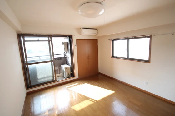 ハイエスト田町