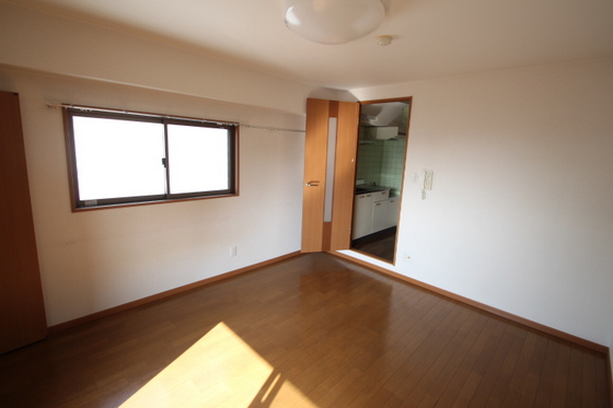 ハイエスト田町