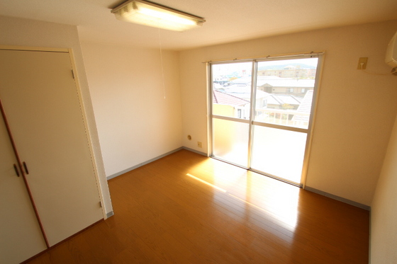 リトルハイム長岡60号館