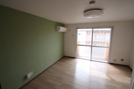 リトルハイム長岡61号館