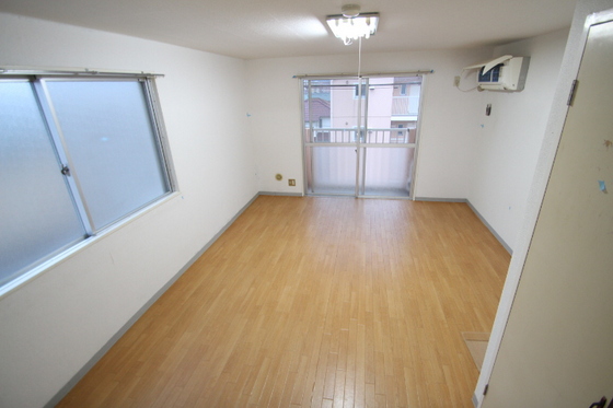 リトルハイム長岡61号館