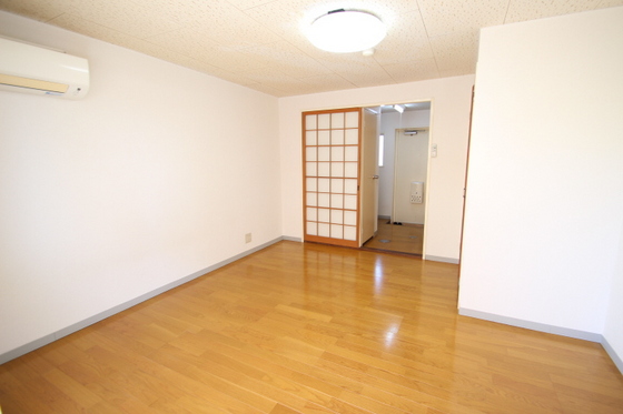 リトルハイム長岡61号館