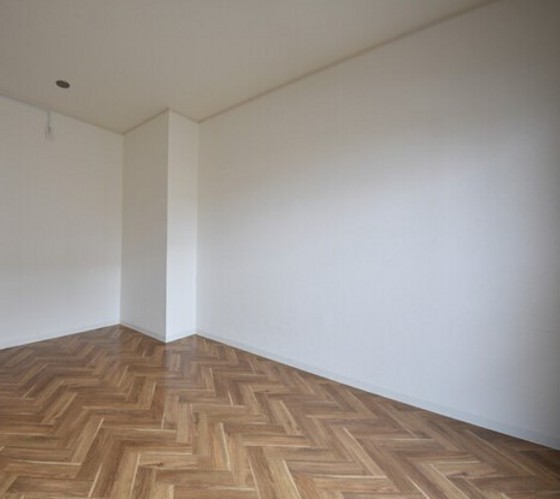 旭川ハイツ B棟