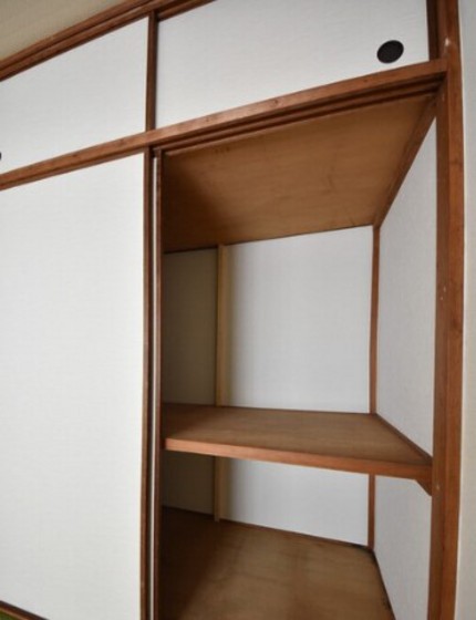 旭川ハイツ B棟