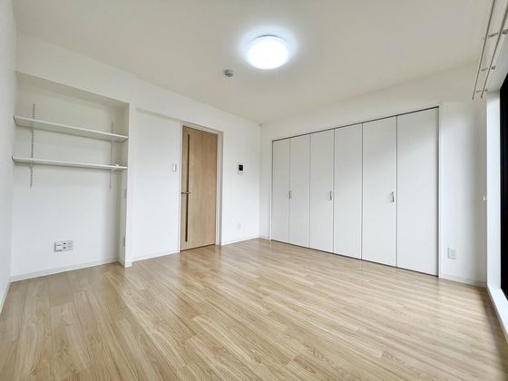 アロウル大元駅前