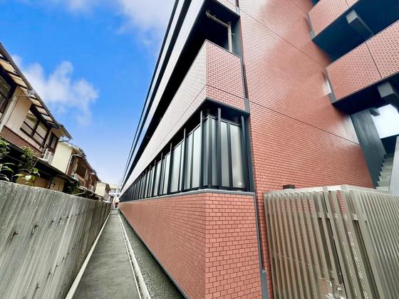 アロウル大元駅前