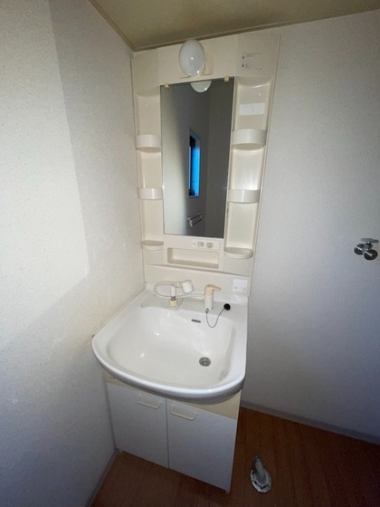 ミニヨンハイツ西長瀬