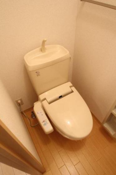 サン・クレバリーF棟