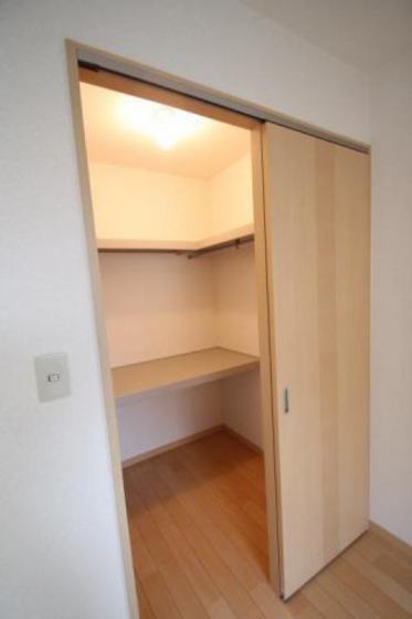 サン・クレバリーF棟