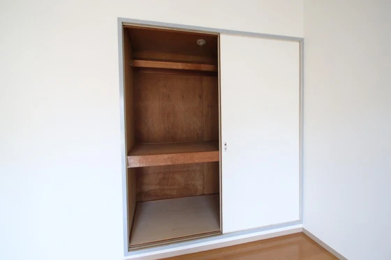 ニューメゾン近藤