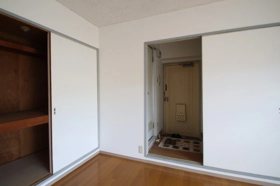 ニューメゾン近藤