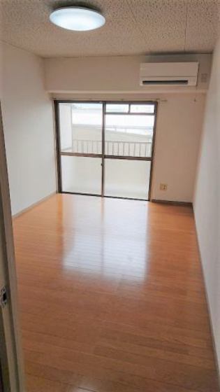 ニューメゾン近藤